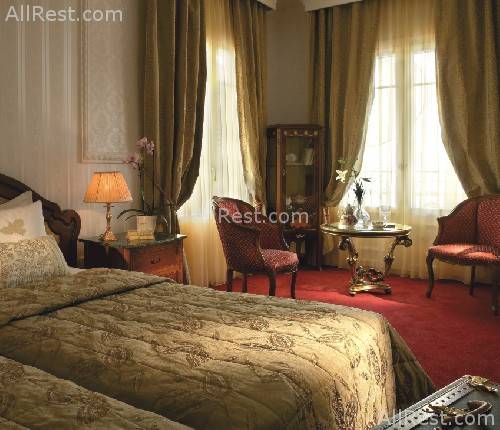 Mediterranean Palace Hotel 10